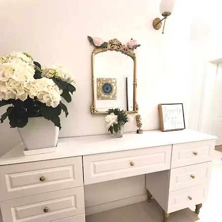 Pasha Вилла Тирана